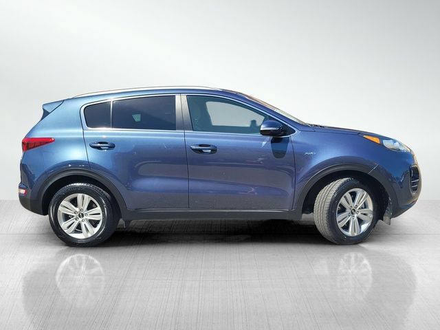 Used 2018 Kia Sportage LX w/ LX Technology Package AWD/4WD image 3