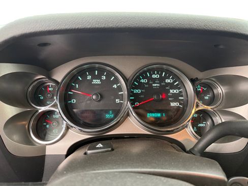 Used 2013 Chevrolet Silverado 3500 LT w/ Interior Plus Package image 11