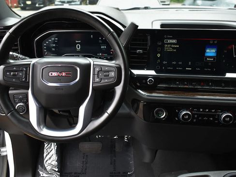 Used 2023 GMC Sierra 1500 Elevation AWD/4WD image 12