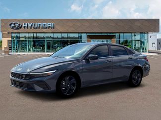 New 2026 Hyundai Elantra SEL Sport FWD video 2