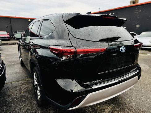 Used 2021 Toyota Highlander Platinum AWD/4WD image 7