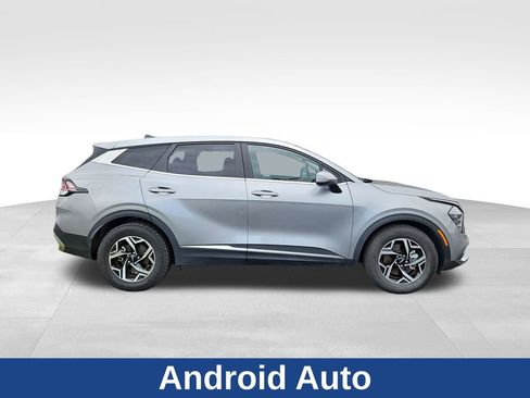 Used 2024 Kia Sportage LX image 4