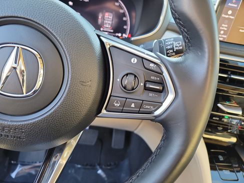 Used 2025 Acura MDX FWD image 24