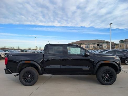 New 2026 GMC Canyon Elevation AWD/4WD image 3