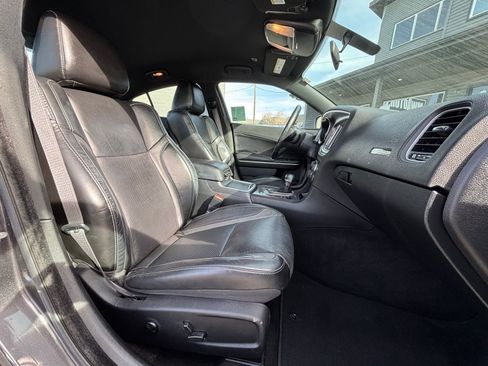 Used 2021 Dodge Charger SXT w/ Leather Interior Group image 29