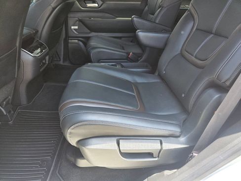 Used 2025 Nissan Armada SL w/ Captain's Chari Seat Package RWD image 24
