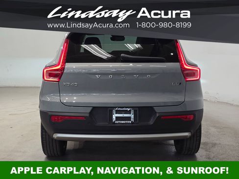 Used 2024 Volvo XC40 B5 Ultimate image 6