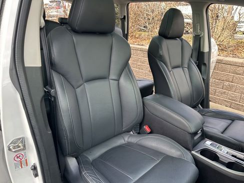Used 2019 Subaru Ascent Limited image 28