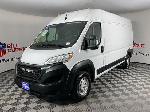 Used 2023 RAM ProMaster 2500 image 7