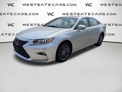 Used 2018 Lexus ES 350 w/ Premier Package