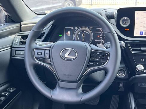 Used 2025 Lexus ES 300h w/ Premium Package FWD image 8