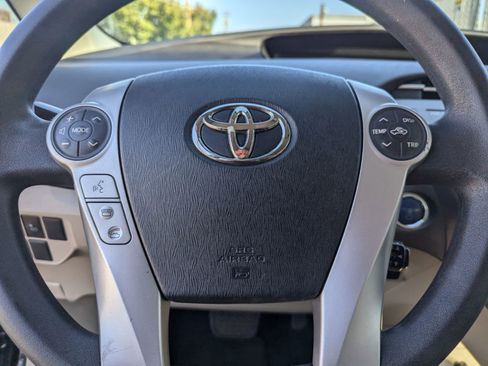 Used 2012 Toyota Prius Three w/ Solar Roof Pkg FWD image 19