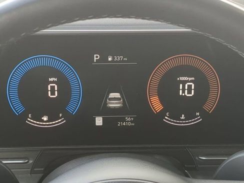 Used 2025 Hyundai Kona SEL image 24