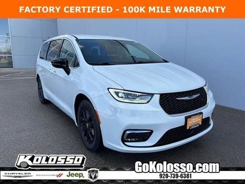 Certified 2024 Chrysler Pacifica Touring-L FWD image 1