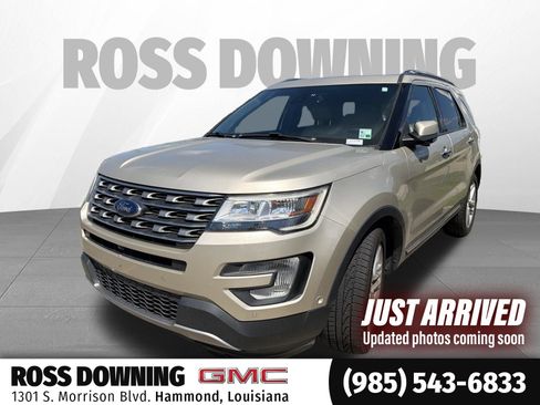 Used 2017 Ford Explorer Limited w/ Equipment Group 301A FWD image 1