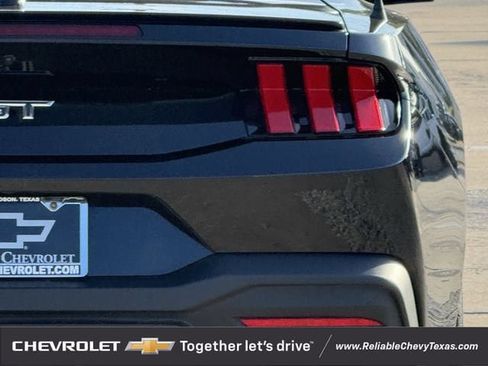 Used 2024 Ford Mustang GT Premium RWD image 8