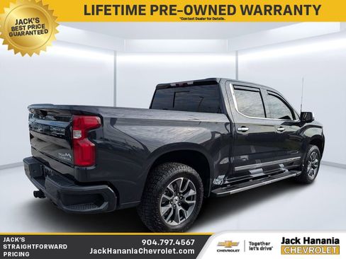 Certified 2022 Chevrolet Silverado 1500 High Country w/ Technology Package AWD/4WD image 3
