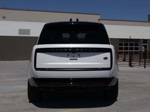 Used 2023 Land Rover Range Rover SE AWD/4WD image 6