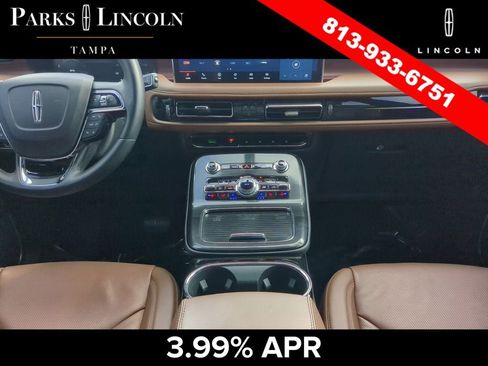 Certified 2022 Lincoln Nautilus Reserve w/ Luxury Package FWD image 13