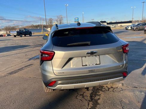 New 2026 Chevrolet Trax LT w/ LT Convenience Package image 4