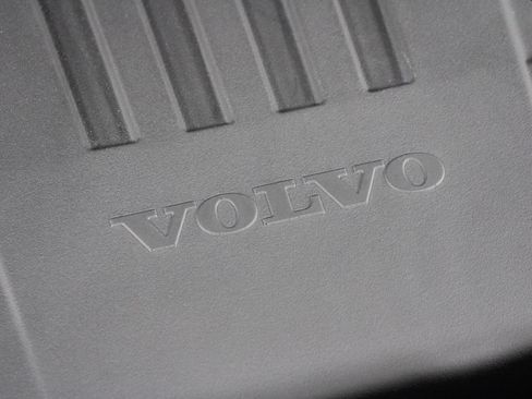 Certified 2026 Volvo XC90 B5 Core AWD/4WD image 25
