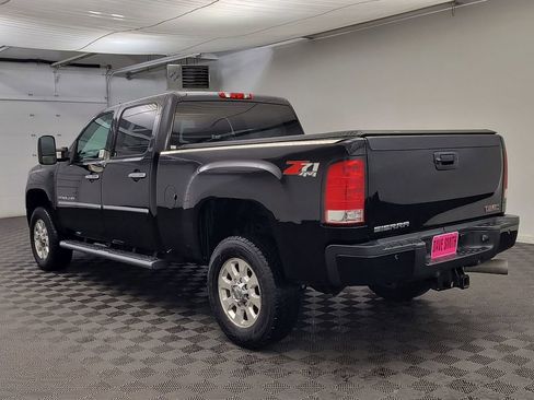 Used 2012 GMC Sierra 3500 Denali image 3