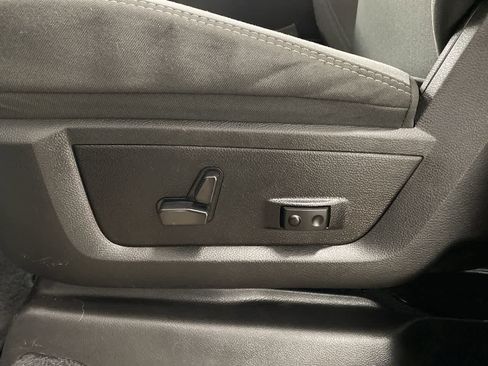 Used 2024 RAM 2500 Big Horn image 14