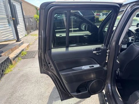 Used 2016 Jeep Compass High Altitude AWD/4WD image 22