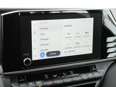 Used 2026 Toyota Camry LE FWD image 22