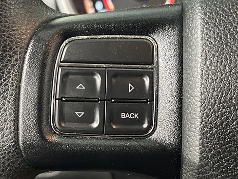 Used 2016 Dodge Journey SE image 39