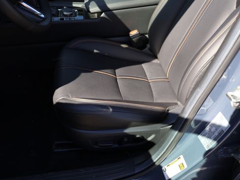 Used 2025 MAZDA CX-50 2.5 Hybrid w/ Premium Plus Pkg image 40