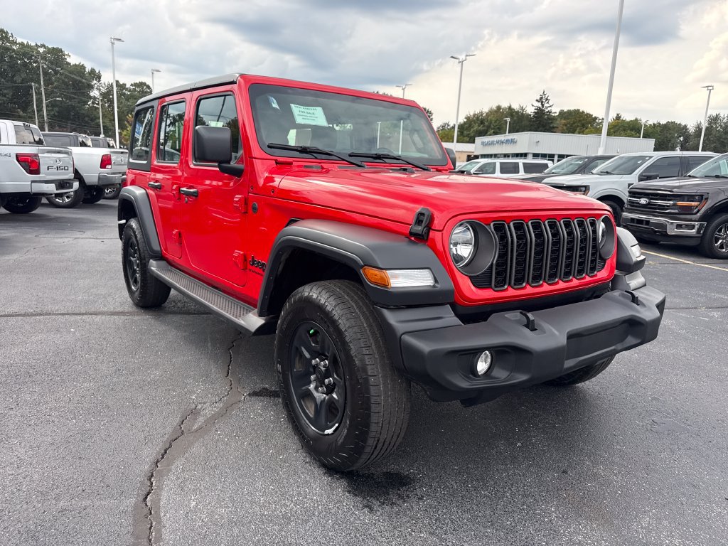 Used 2024 Jeep Wrangler Unlimited Sport AWD/4WD image 4