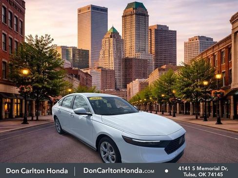 Certified 2025 Honda Accord LX image 1