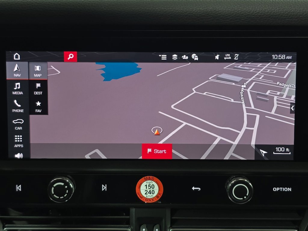 Certified 2026 Porsche Macan AWD/4WD image 18
