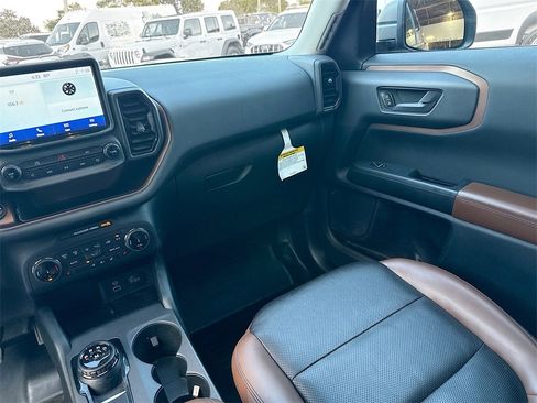 Used 2022 Ford Bronco Sport Badlands w/ Premium Package image 24