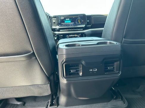 Used 2024 Chevrolet Silverado 1500 LT Trail Boss w/ Convenience Package II AWD/4WD image 28