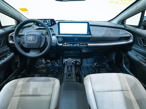 Used 2024 Toyota Prius XLE image 13