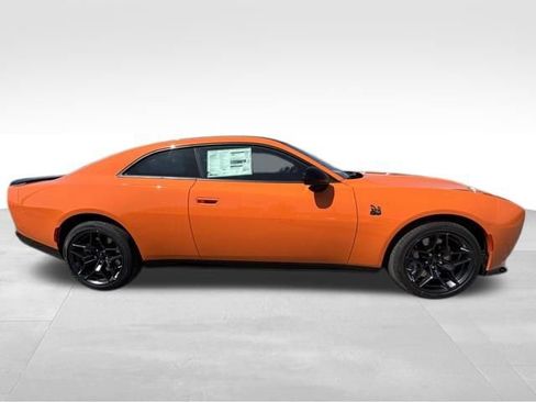 New 2026 Dodge Charger Scat Pack w/ Blacktop Package AWD/4WD image 6