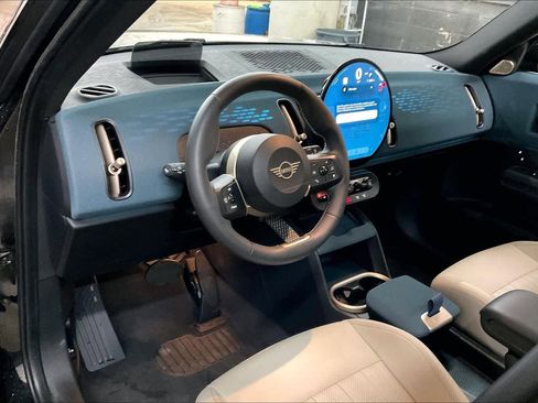 Certified 2025 MINI Cooper Countryman S image 16