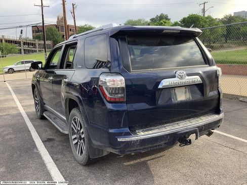 Used 2024 Toyota 4Runner Limited RWD image 4
