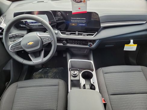 New 2026 Chevrolet Equinox LT image 13