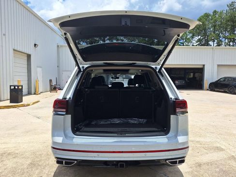 New 2025 Volkswagen Atlas SEL Premium R-Line image 24