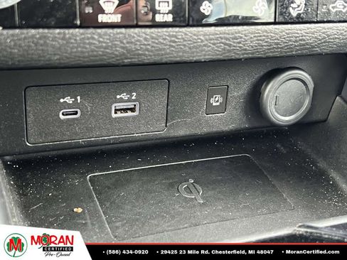 Used 2024 Mitsubishi Outlander FWD image 25