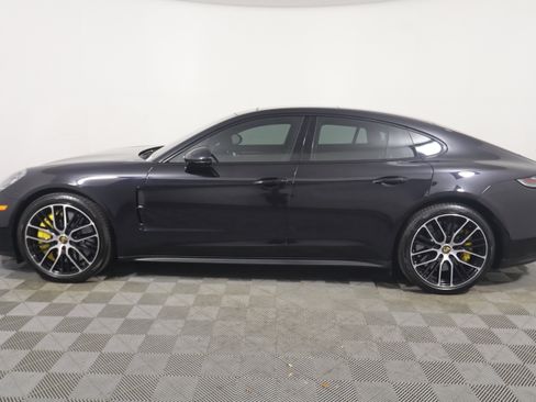 Certified 2022 Porsche Panamera Turbo S image 2