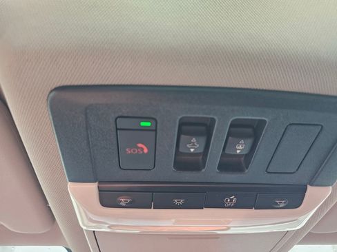 Used 2026 Nissan Rogue Platinum w/ Platinum Premium Package image 30