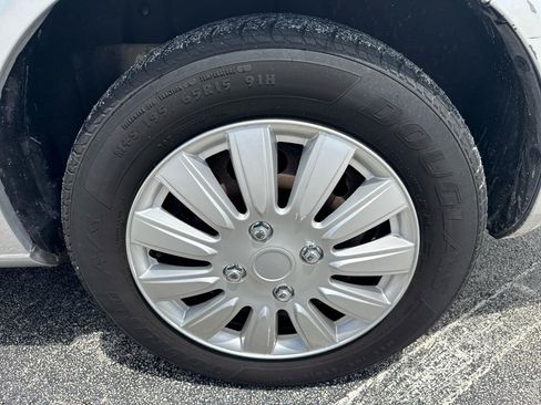 Used 2005 Chevrolet Cobalt Sedan FWD image 35