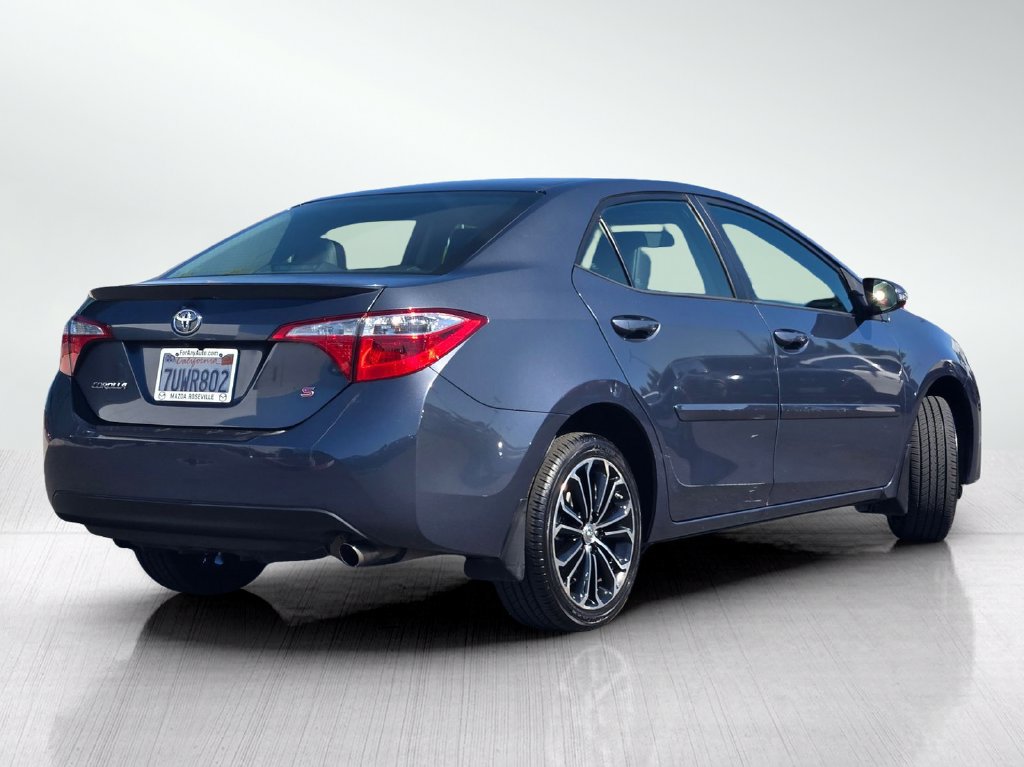 Used 2016 Toyota Corolla FWD image 4