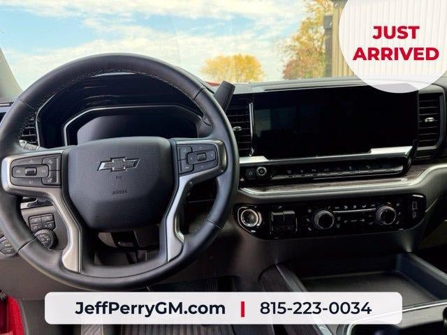 Used 2025 Chevrolet Silverado 2500 LTZ w/ LTZ Plus Package AWD/4WD image 15