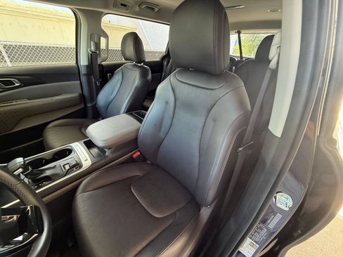 Used 2026 Kia Carnival FWD image 38
