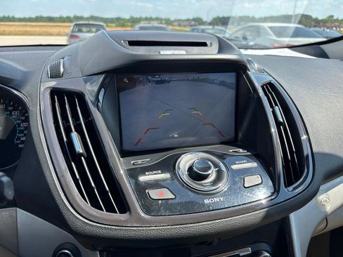 Used 2013 Ford Escape SEL FWD image 16